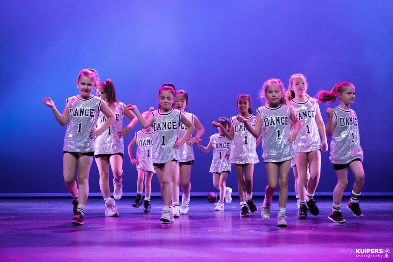 Zumba Kids in Venlo bij MOVES102 House of Dance & Workouts bij dansschool MOVES102 House of Dance & Workouts bij dansschool MOVES102 in Venlo House of Dance & Workouts. Dansles dansschool MOVES102 in Venlo MOVES102 House of Dance & Workouts Dansen en sporten in Venlo Zumba Kids in Venlo bij MOVES102 House of Dance & Workouts bij dansschool MOVES102 House of Dance & Workouts bij dansschool MOVES102 in Venlo House of Dance & Workouts. Dansles dansschool MOVES102 in Venlo MOVES102 House of Dance & Workouts Dansen en sporten in Venlo