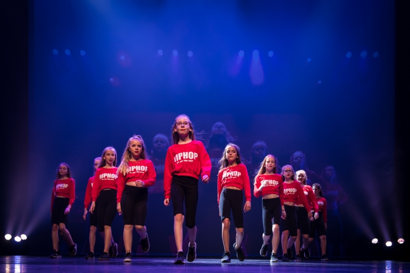 HipHop Different Styles by Natascha bij dansschool MOVES102 in Venlo House of Dance & Workouts. Dansles dansschool MOVES102 in Venlo MOVES102 House of Dance & Workouts Dansen en sporten in Venlo HipHop Different Styles by Natascha bij dansschool MOVES102 in Venlo House of Dance & Workouts. Dansles dansschool MOVES102 in Venlo MOVES102 House of Dance & Workouts Dansen en sporten in Venlo
