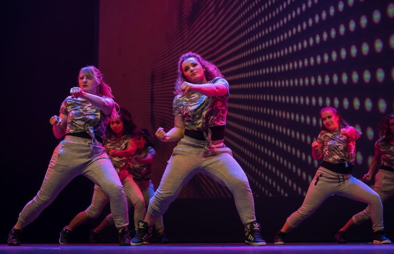 Rebeljam bij MOVES102 House of Dance & Workouts. bij dansschool MOVES102 House of Dance & Workouts bij dansschool MOVES102 in Venlo House of Dance & Workouts. Dansles dansschool MOVES102 in Venlo MOVES102 House of Dance & Workouts Dansen en sporten in Venlo Rebeljam bij MOVES102 House of Dance & Workouts bij dansschool MOVES102 House of Dance & Workouts bij dansschool MOVES102 in Venlo House of Dance & Workouts. Dansles dansschool MOVES102 in Venlo MOVES102 House of Dance & Workouts Dansen en sporten in Venlo